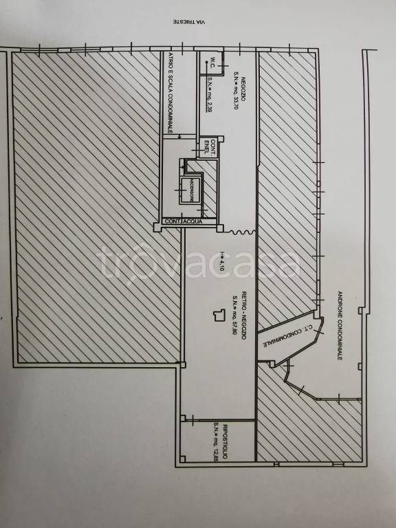 negozio in vendita ad Ancona in zona Adriatico