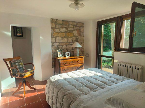 casa indipendente in vendita ad Ancona in zona Poggio d'Ancona