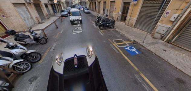 locale commerciale in vendita ad Ancona in zona Piano San Lazzaro