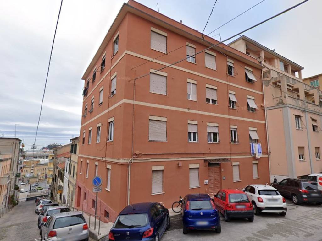 appartamento in vendita ad Ancona in zona Piano San Lazzaro