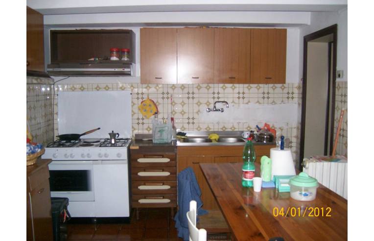 casa indipendente in vendita ad Ancona in zona Poggio d'Ancona