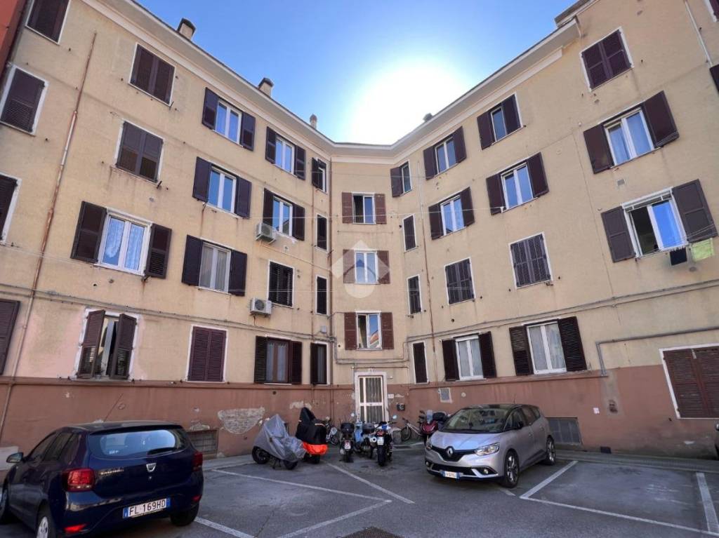 appartamento in vendita ad Ancona in zona Adriatico