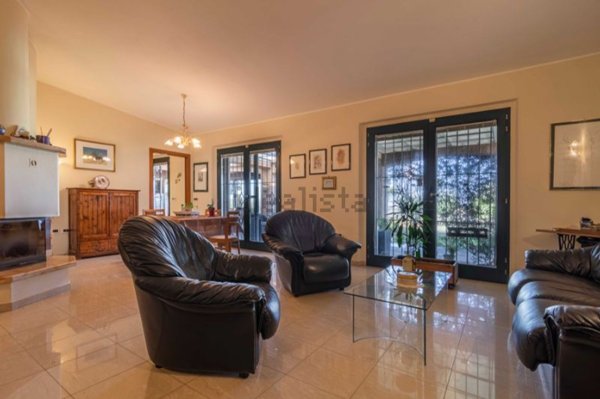 appartamento in vendita ad Ancona in zona Piano San Lazzaro