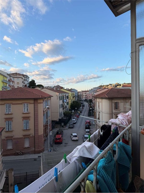 appartamento in vendita ad Ancona in zona Piano San Lazzaro