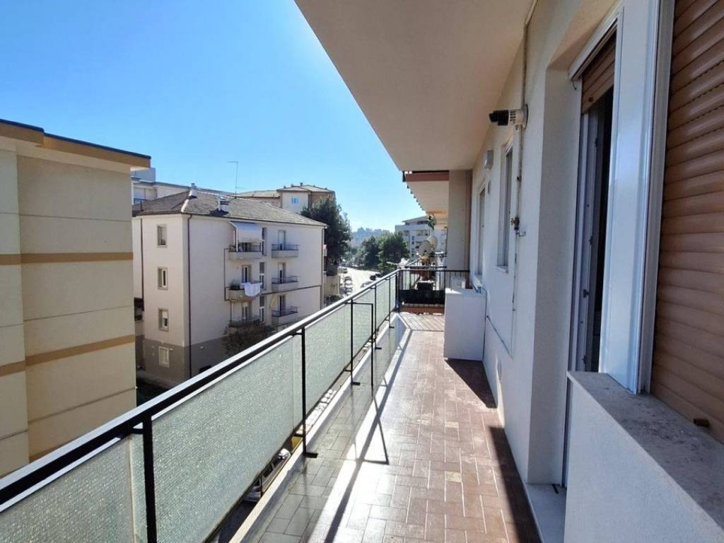 appartamento in vendita ad Ancona in zona Tavernelle