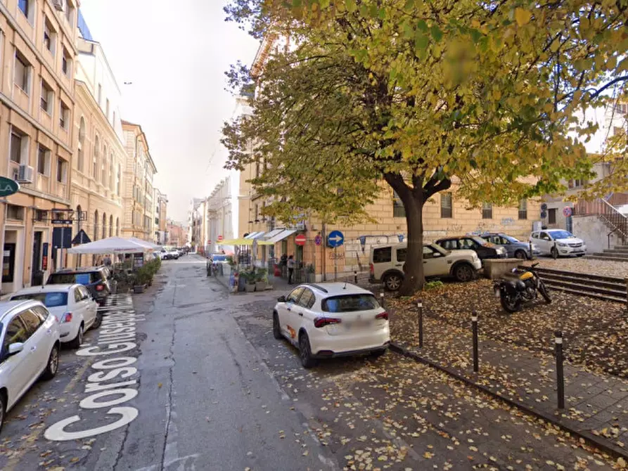 negozio in vendita ad Ancona in zona Centro Storico