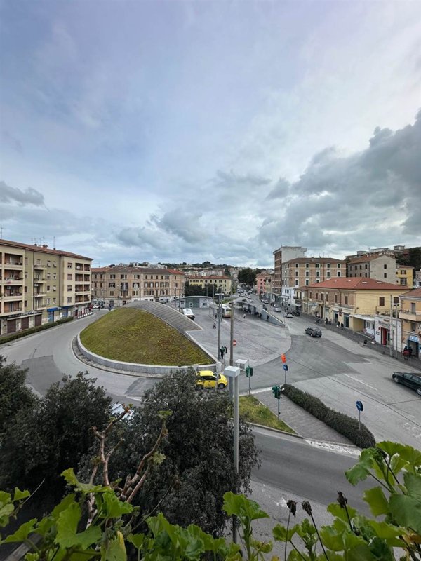 appartamento in vendita ad Ancona in zona Piano San Lazzaro