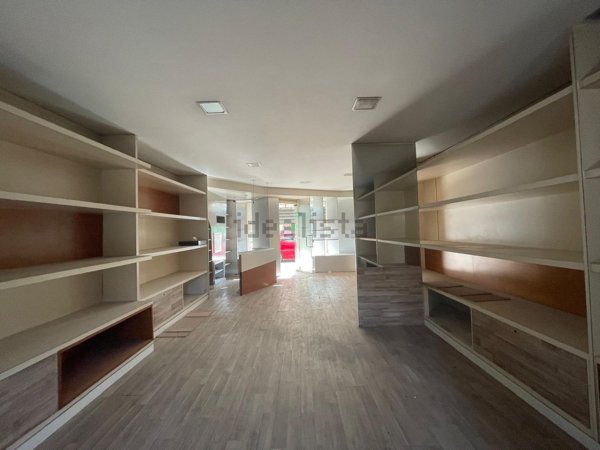 appartamento in vendita ad Ancona in zona Piano San Lazzaro