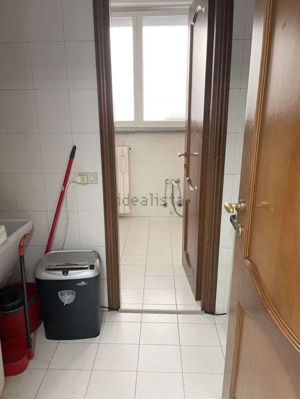 ufficio in vendita ad Ancona in zona Centro Storico