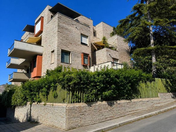 appartamento in vendita ad Ancona in zona Adriatico