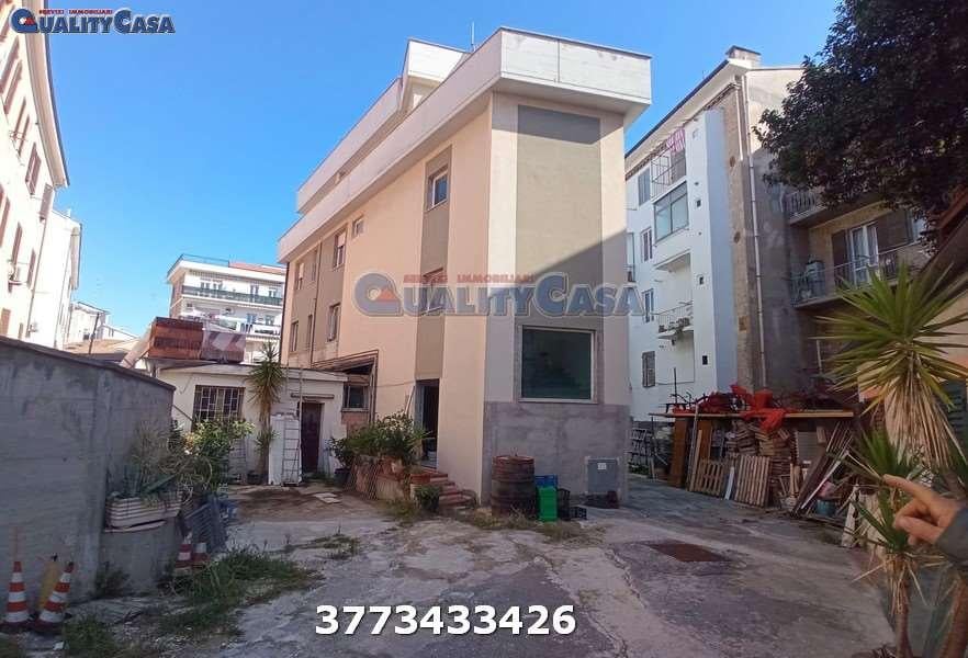 casa indipendente in vendita ad Ancona in zona Piano San Lazzaro