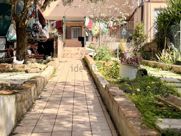 appartamento in vendita ad Ancona in zona Scrima