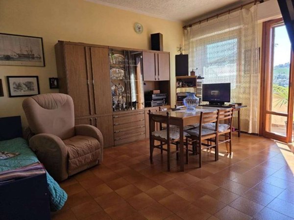 appartamento in vendita ad Ancona in zona Piano San Lazzaro