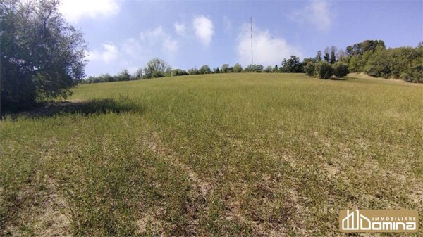 terreno agricolo in vendita ad Ancona in zona Pinocchio