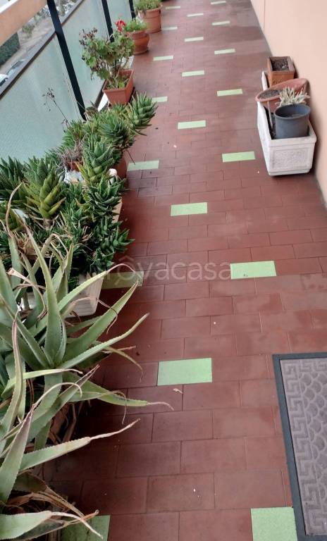 appartamento in vendita ad Ancona in zona Vallemiano