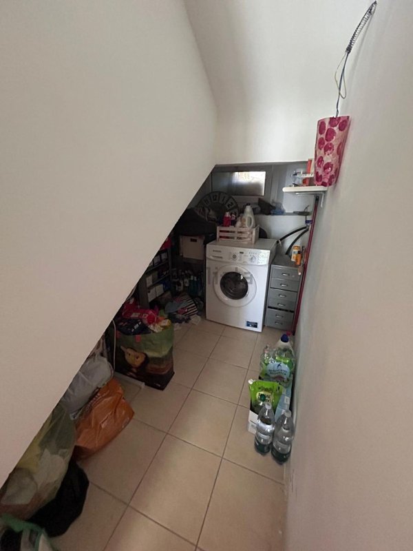 appartamento in vendita ad Ancona in zona Vallemiano