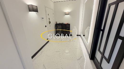 appartamento in vendita ad Ancona in zona Adriatico