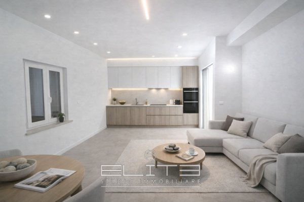 appartamento in vendita ad Ancona in zona Posatora