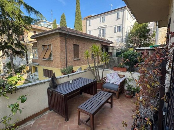 appartamento in vendita ad Ancona in zona Adriatico