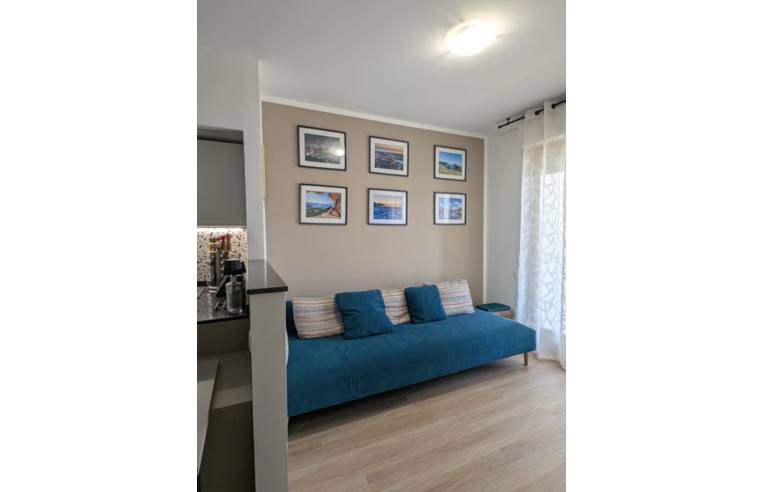 appartamento in vendita ad Ancona in zona Palombare