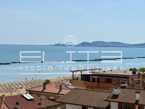 appartamento in vendita ad Ancona in zona Centro Storico