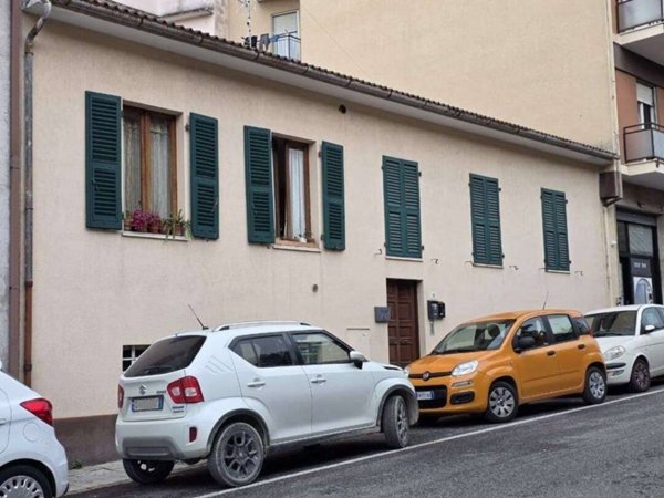 appartamento in vendita ad Ancona in zona Piano San Lazzaro