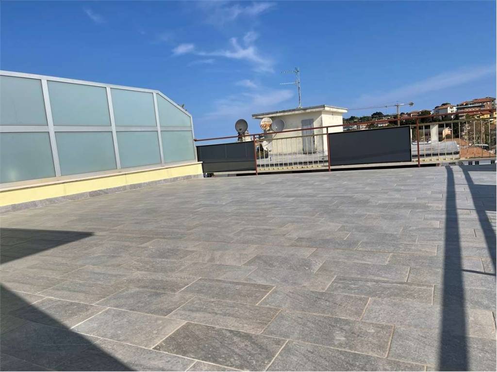 appartamento in vendita ad Ancona in zona Piano San Lazzaro