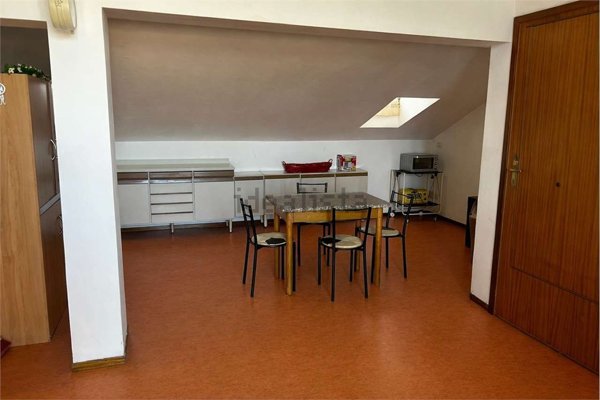 appartamento in vendita ad Ancona in zona Montirozzo