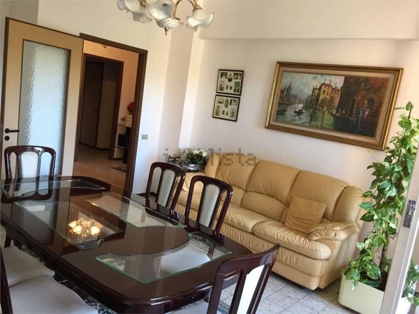 appartamento in vendita ad Ancona in zona Delle Grazie