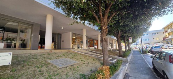 appartamento in vendita ad Ancona in zona Palombare