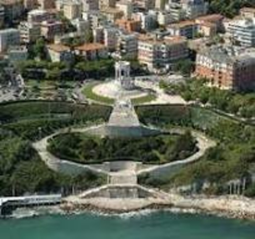 appartamento in vendita ad Ancona in zona Passetto