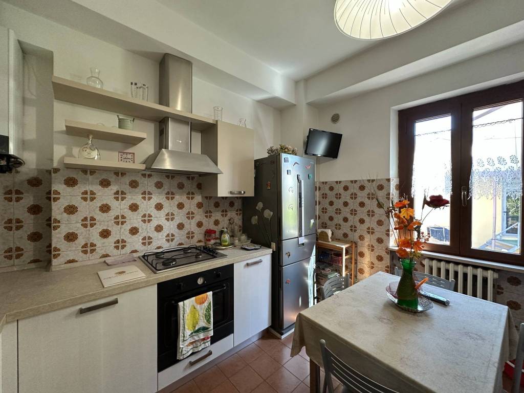 appartamento in vendita ad Ancona in zona Posatora