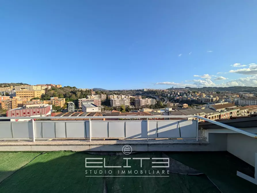 appartamento in vendita ad Ancona in zona Piano San Lazzaro