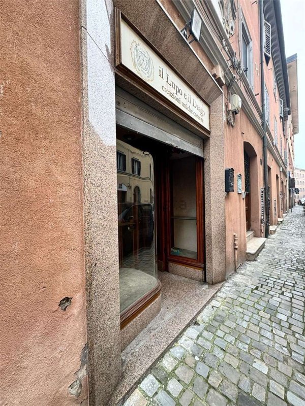 appartamento in vendita ad Ancona in zona Centro Storico
