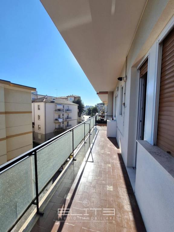 appartamento in vendita ad Ancona in zona Tavernelle