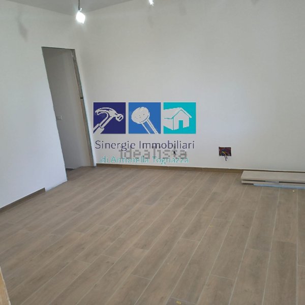 appartamento in vendita ad Ancona in zona Posatora