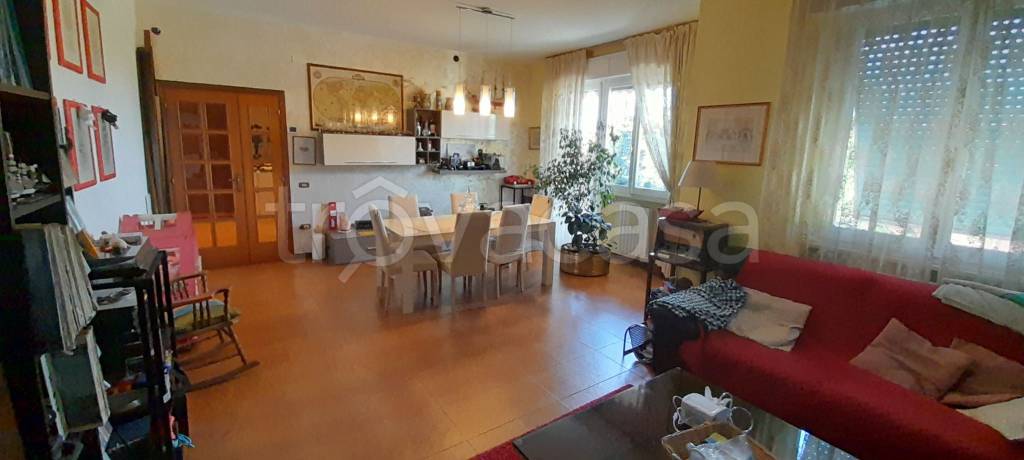 appartamento in vendita ad Ancona in zona Piano San Lazzaro