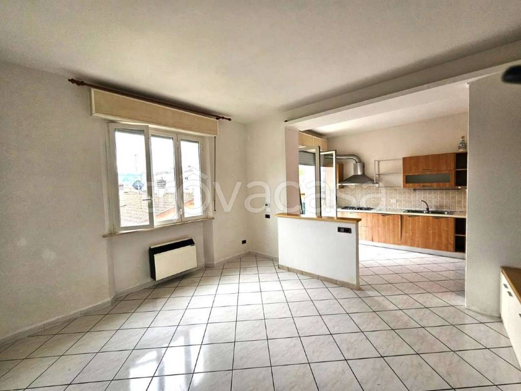 appartamento in vendita ad Ancona in zona Vallemiano