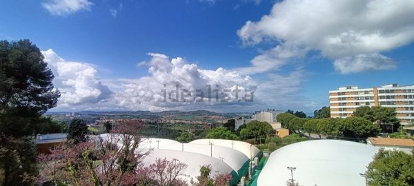 appartamento in vendita ad Ancona in zona Pietra La Croce