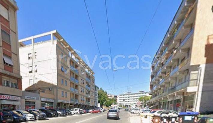 ufficio in vendita ad Ancona in zona Centro Storico