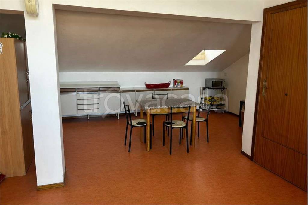 appartamento in vendita ad Ancona in zona Piano San Lazzaro