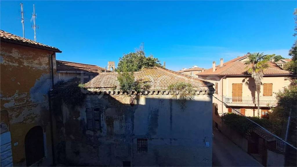 appartamento in vendita ad Ancona in zona Centro Storico