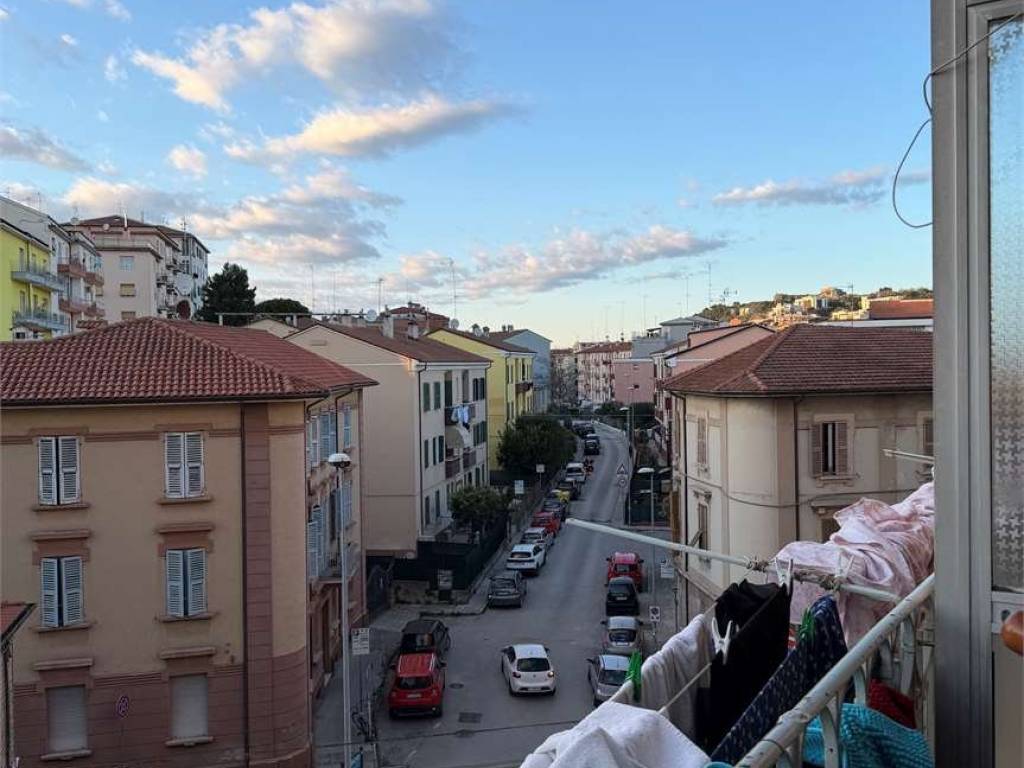 appartamento in vendita ad Ancona in zona Tavernelle
