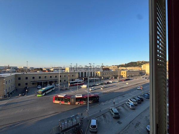 appartamento in vendita ad Ancona in zona Palombella