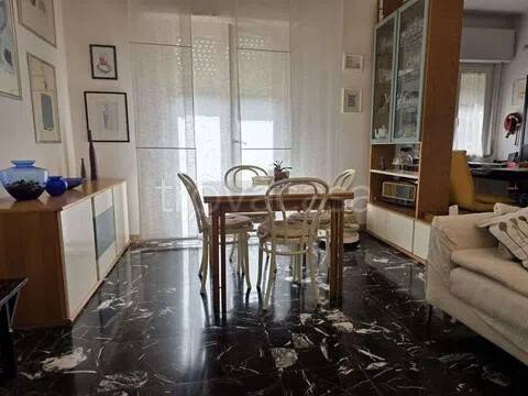 appartamento in vendita ad Ancona in zona Adriatico