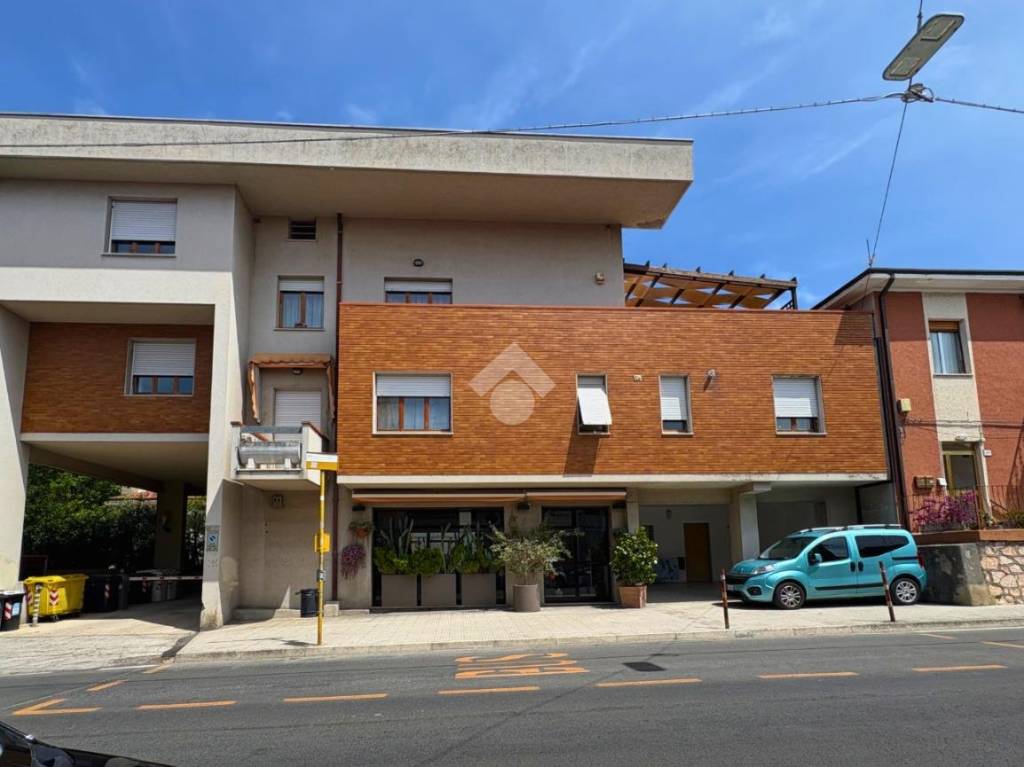 appartamento in vendita ad Ancona in zona Piano San Lazzaro