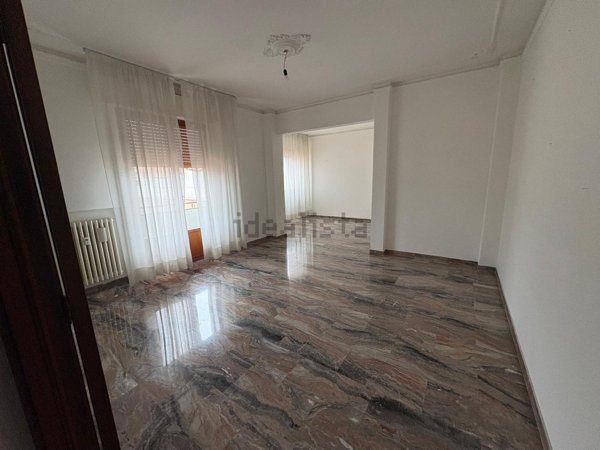 appartamento in vendita ad Ancona in zona Adriatico