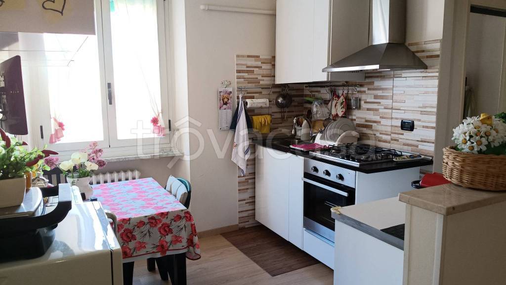 appartamento in vendita ad Ancona in zona Piano San Lazzaro
