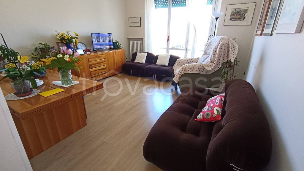 appartamento in vendita ad Ancona in zona Piano San Lazzaro