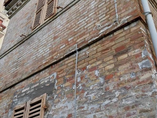 casa indipendente in vendita ad Ancona in zona Passetto